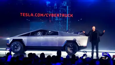 Elon Musk'tan ABD'ye 400 Milyon Dolarlık Zırhlı Tesla Satışı